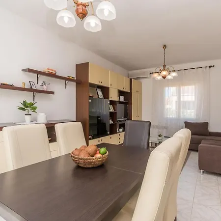 Appartement Mactra Biograd Na Moru