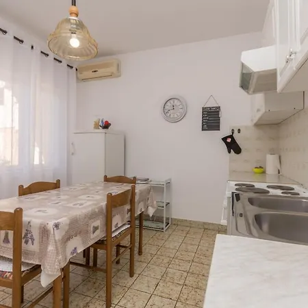 Mactra Apartment *