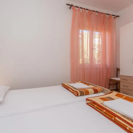 Mactra Apartment *