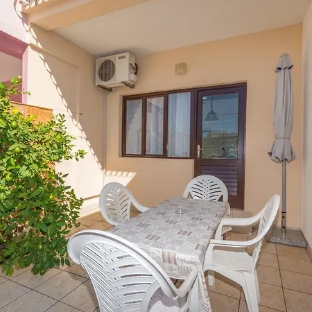 Apartment Mactra Biograd Na Moru