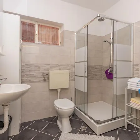 Mactra Apartment