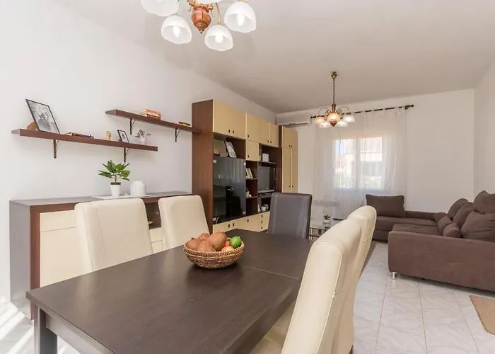 Apartman Mactra Biograd Na Moru